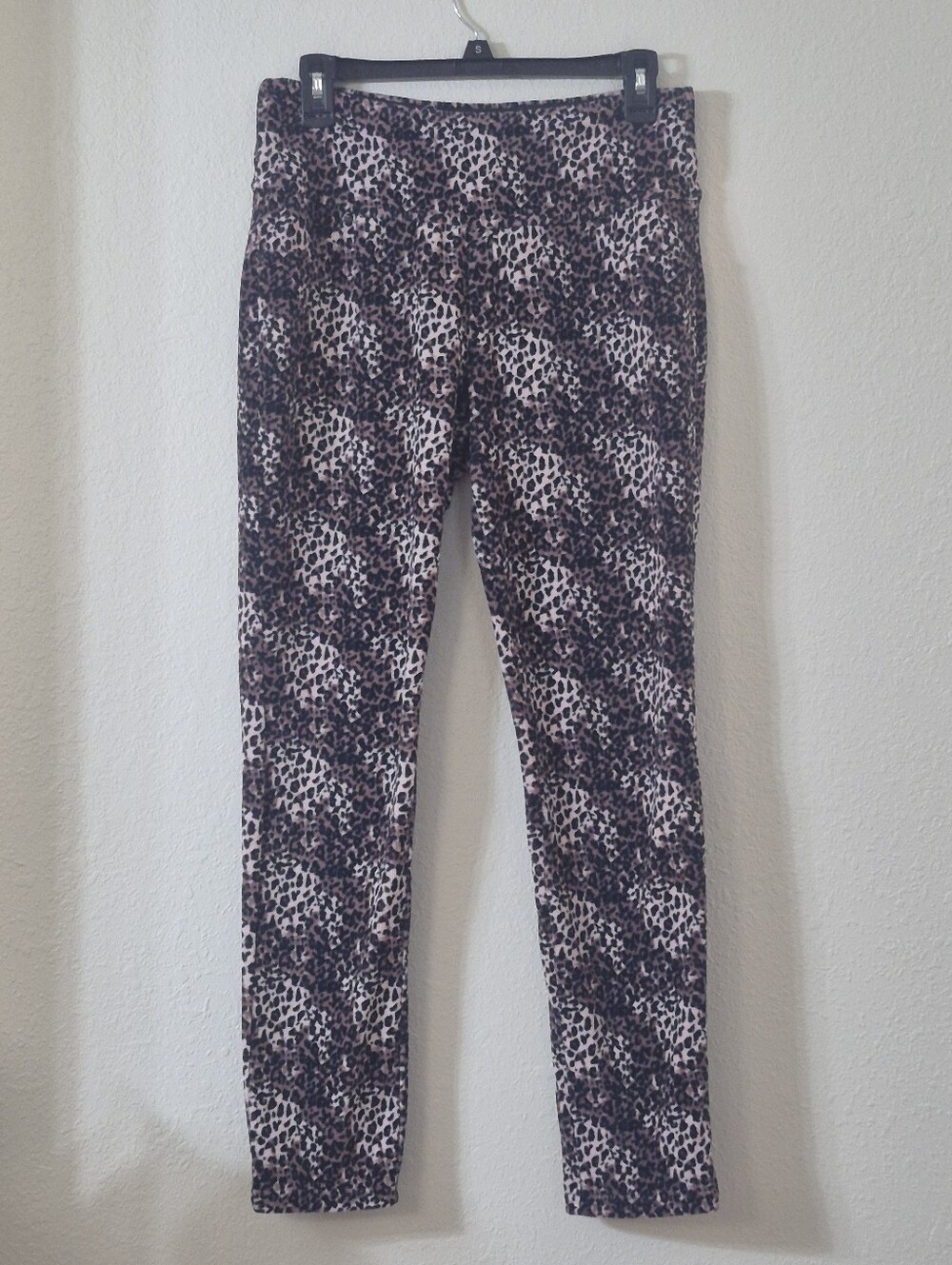 Women’s Leopard Print Skinny Pants - Pink/Black